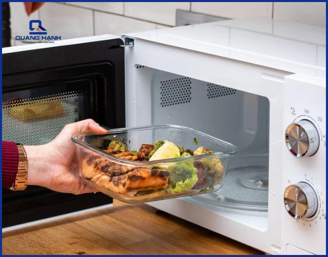 Yếu tố ảnh hưởng đến nhiệt độ lò vi sóng