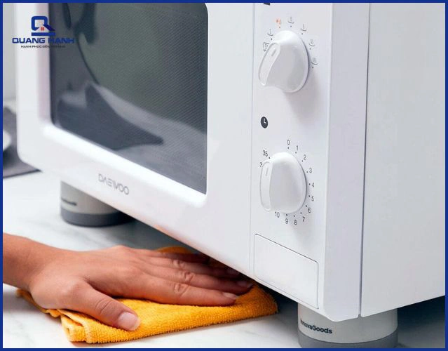 Lò vi sóng kêu ù ù: Khi nào có thể tự kiểm tra?