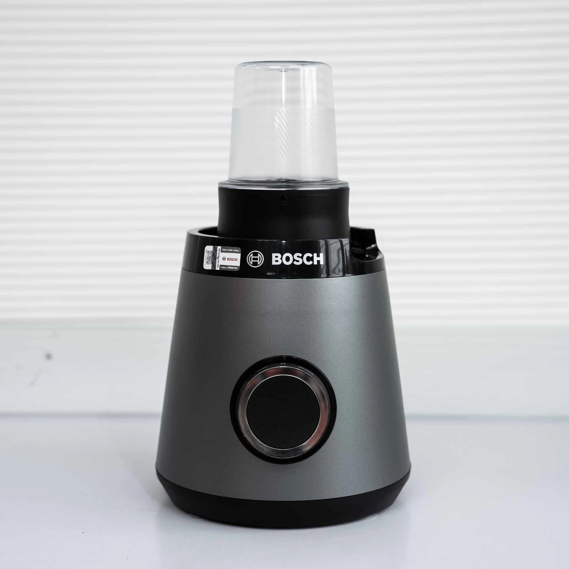 Ảnh thực tế Máy xay sinh tố Bosch MMB6177S
