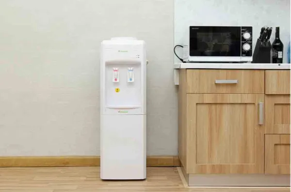Máy Nước Nóng Lạnh Kangaroo KG34C