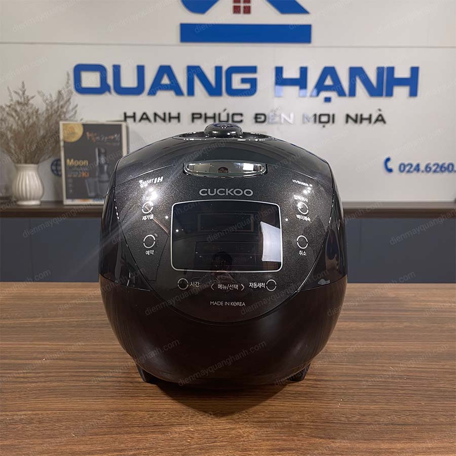 Ảnh thực tế Nồi cơm điện cao tần áp suất Cuckoo CRP-HVB06BS 1.08 lít