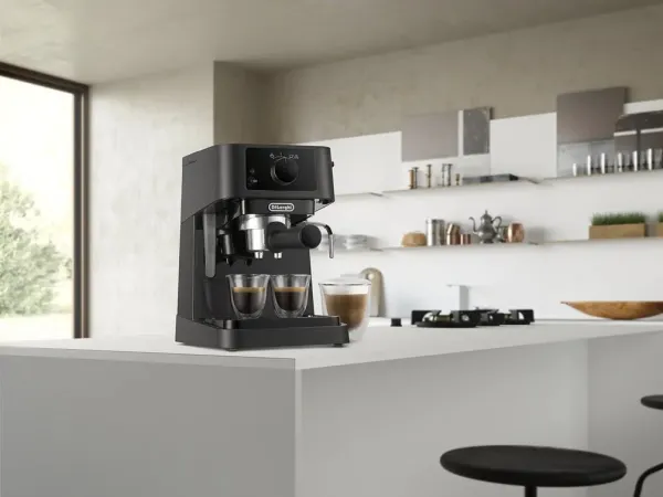 Máy Pha cafe Delonghi EC230.BK