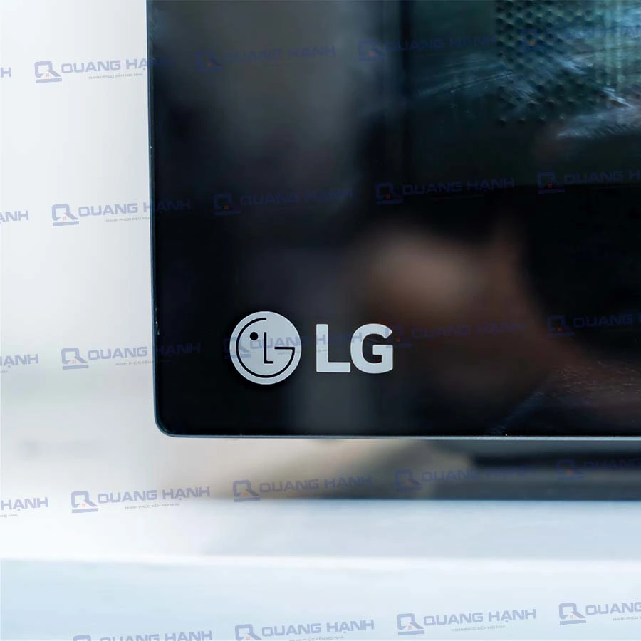 Ảnh thực tế Lò Vi Sóng LG NeoChef™ MS2032GAS 20 lít