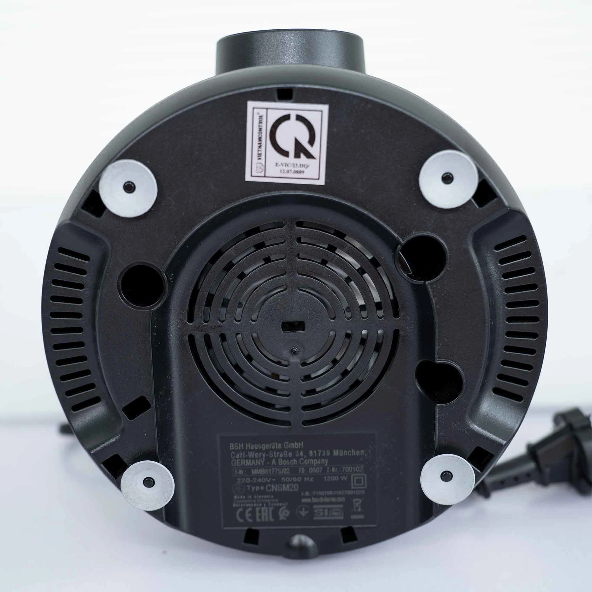 Ảnh thực tế Máy xay sinh tố Bosch MMB6177S