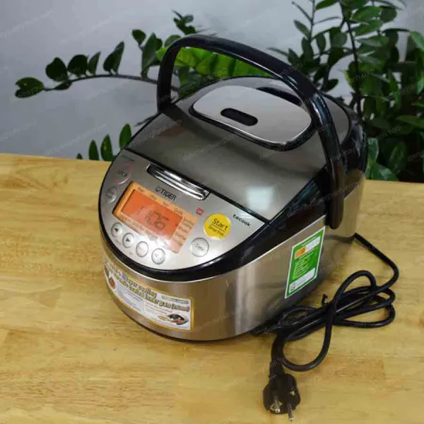 Nồi cơm điện cao tần Tiger 1 lít JKT-S10W
