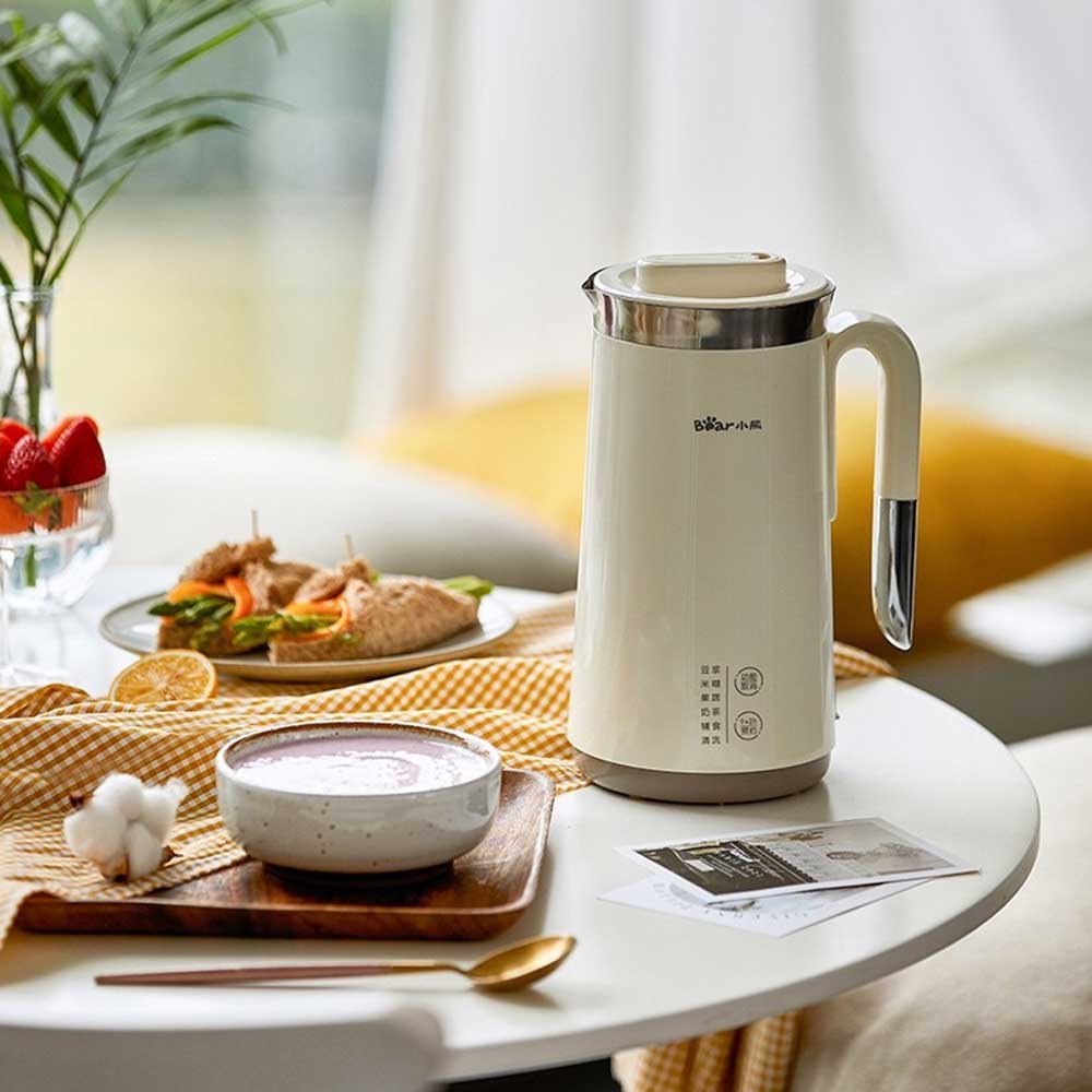 máy làm sữa hạt mini Bear DJJ-C05V1