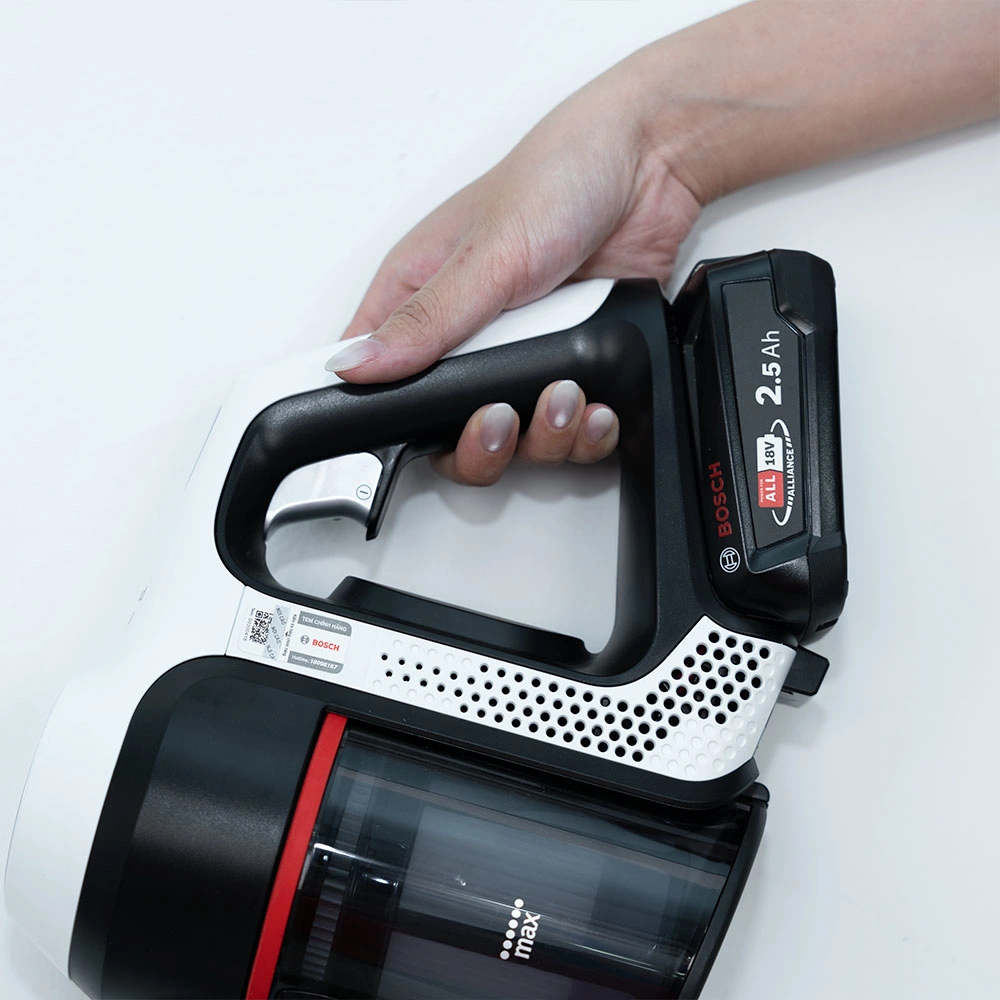 Ảnh thực tế Máy hút bụi cầm tay Bosch BCS61113