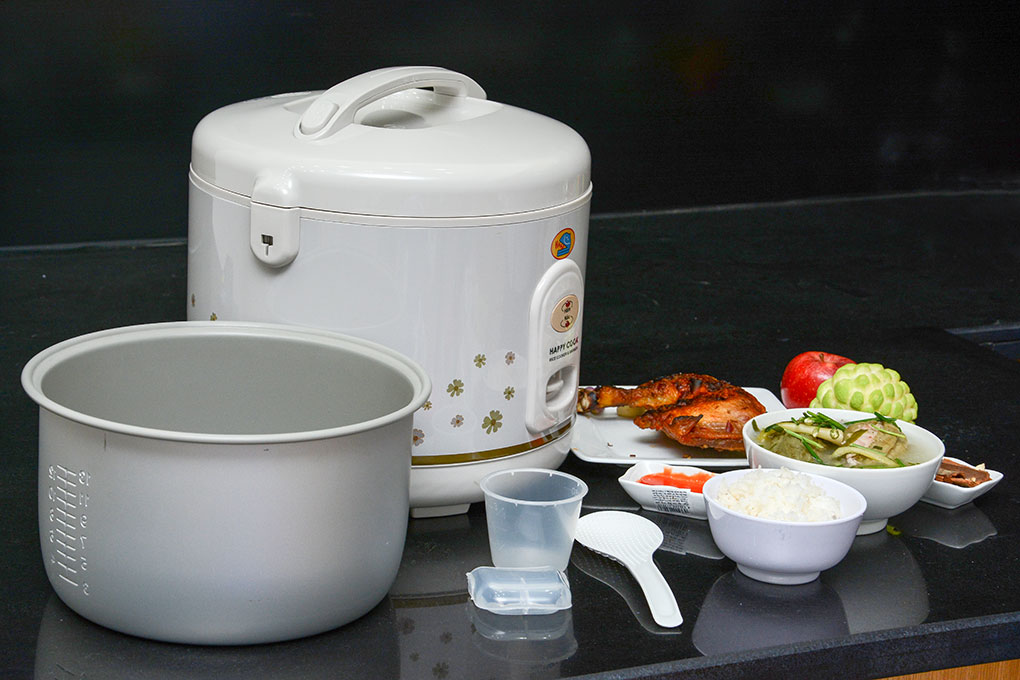 Nồi cơm điện Happy Cook HC 300 3 lít
