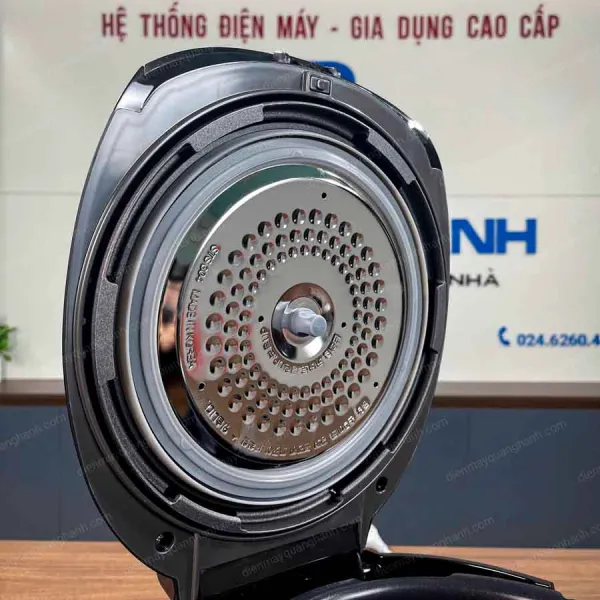 Nồi cơm điện cao tần áp suất Cuckoo CRP-HUF10BS 1.8L