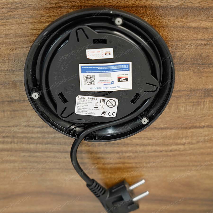Ảnh thực tế Ấm siêu tốc Russell Hobbs 26300-70 thép không gỉ – Dung tích 1.7L