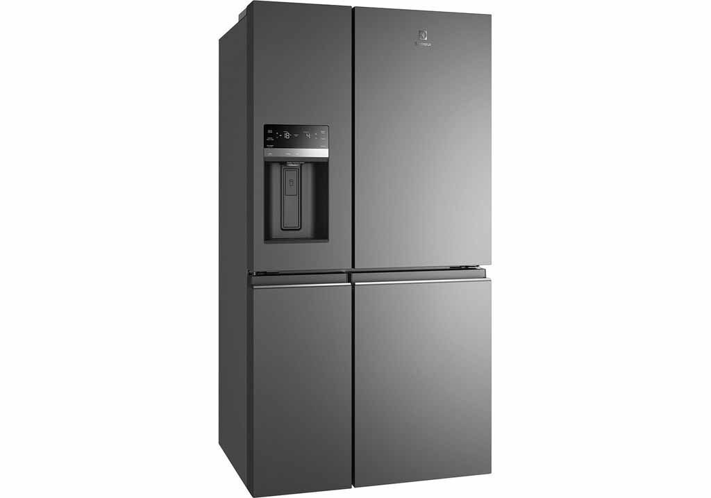 Tủ lạnh Electrolux Inverter 609 Lít EQE6879A-B