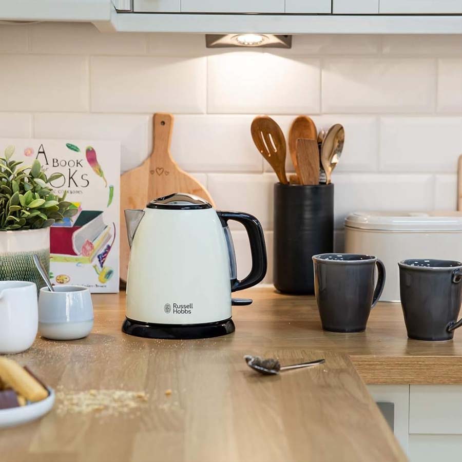 Ấm đun siêu tốc mini Russell Hobbs 1 lít 24994-70 Colours Plus+