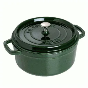 Nồi gang tròn Staub màu xanh rêu 20cm – 2.2L
