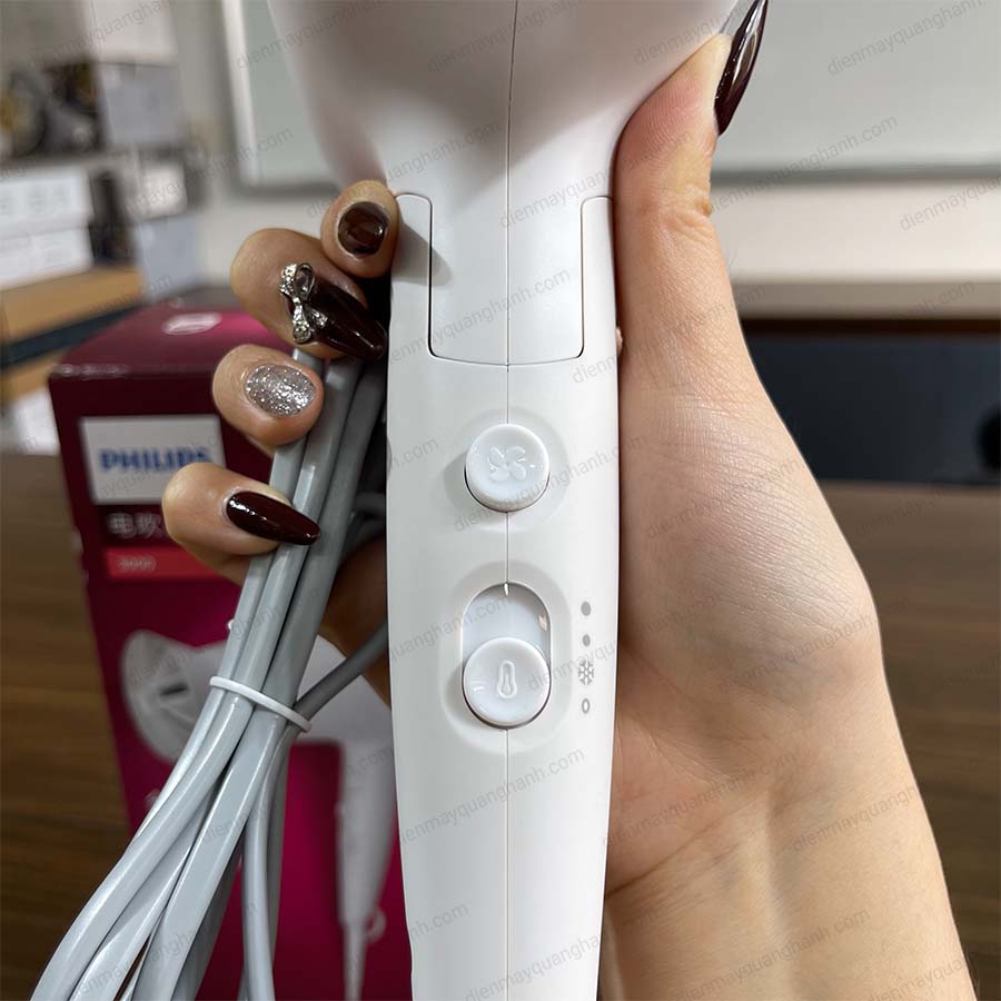 Ảnh thực tế Máy sấy tóc Philips BHD378 BHD378/05 2100W