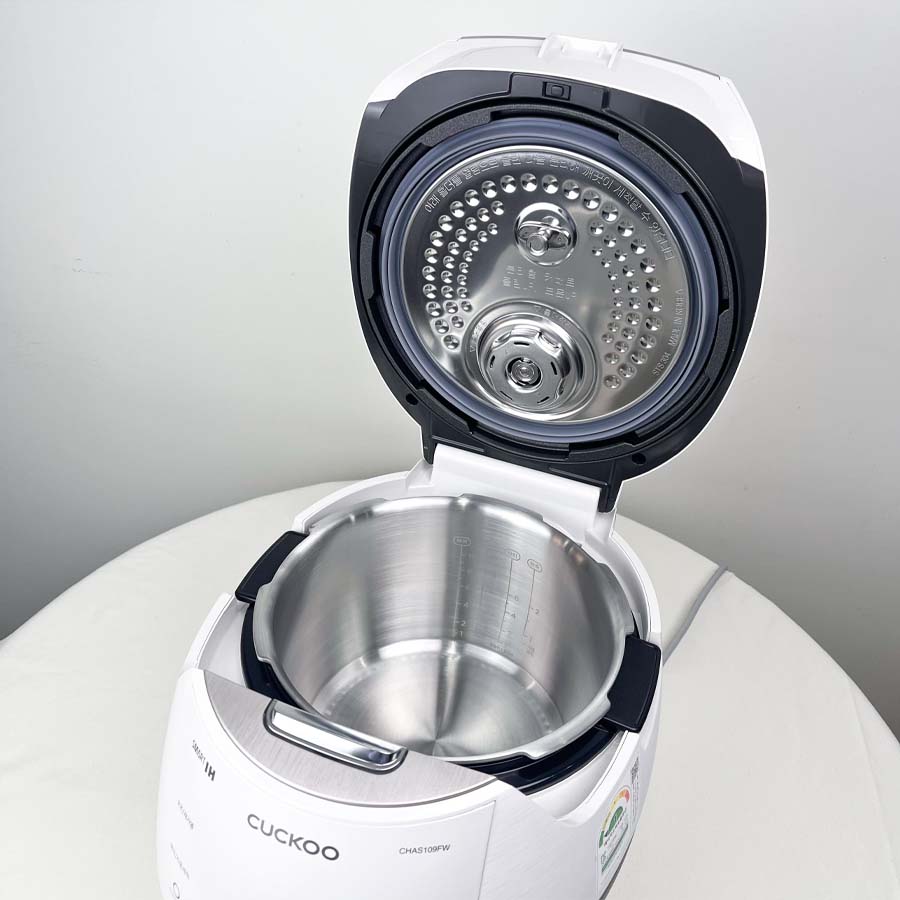Nồi cơm điện cao tần Cuckoo CRP-DHAS069FW 1.08 lít