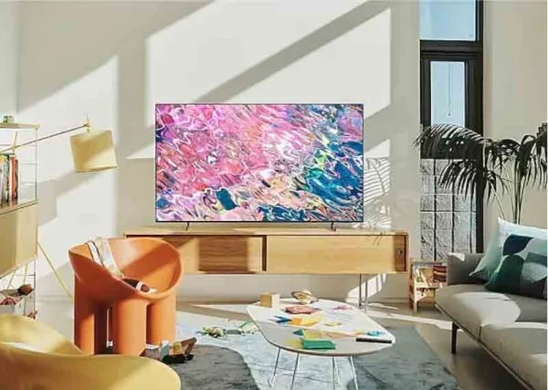 Smart Tivi Samsung QLED 4K 43 inch QA43Q63BAKXXV