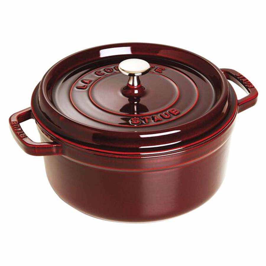 Nồi gang tròn Staub màu đỏ lựu 26cm – 5.2L - toàn cảnh sản phẩm