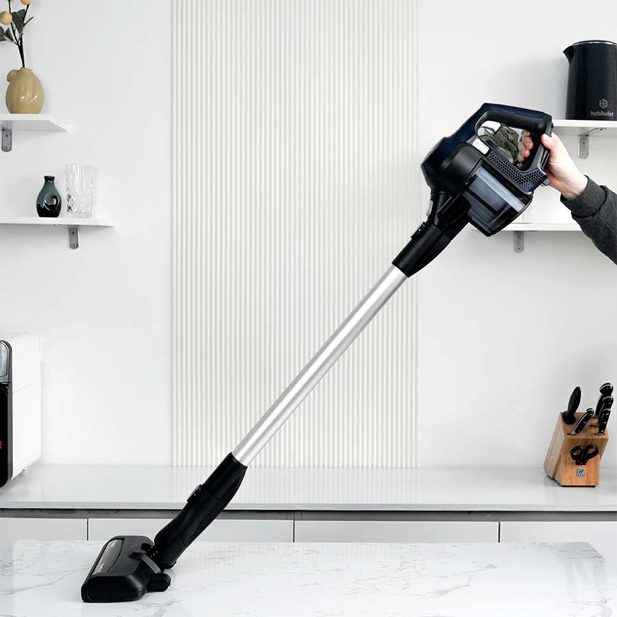 Ảnh thực tế Máy hút bụi cầm tay Bosch BBS611MAT