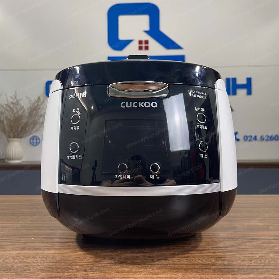Ảnh thực tế Nồi cơm điện cao tần áp suất Cuckoo CRP-HMF1070SB dung tích 1.8 Lít