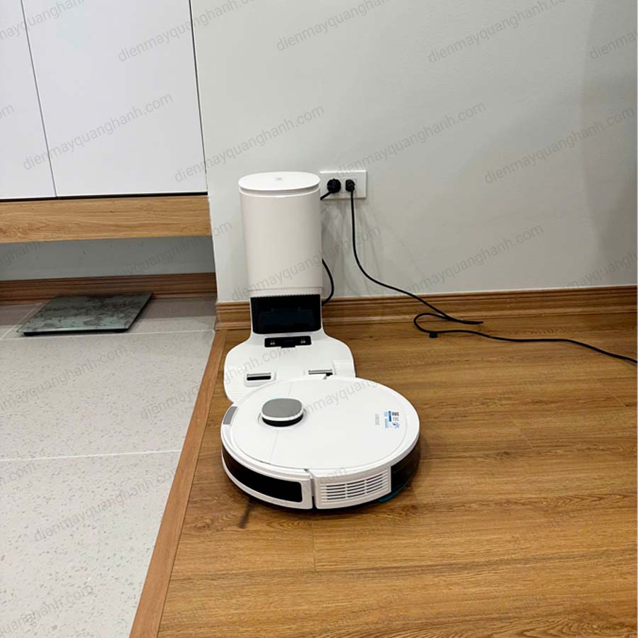 Ảnh thực tế Robot hút bụi lau nhà Ecovacs Deebot N10 – Bản quốc tế