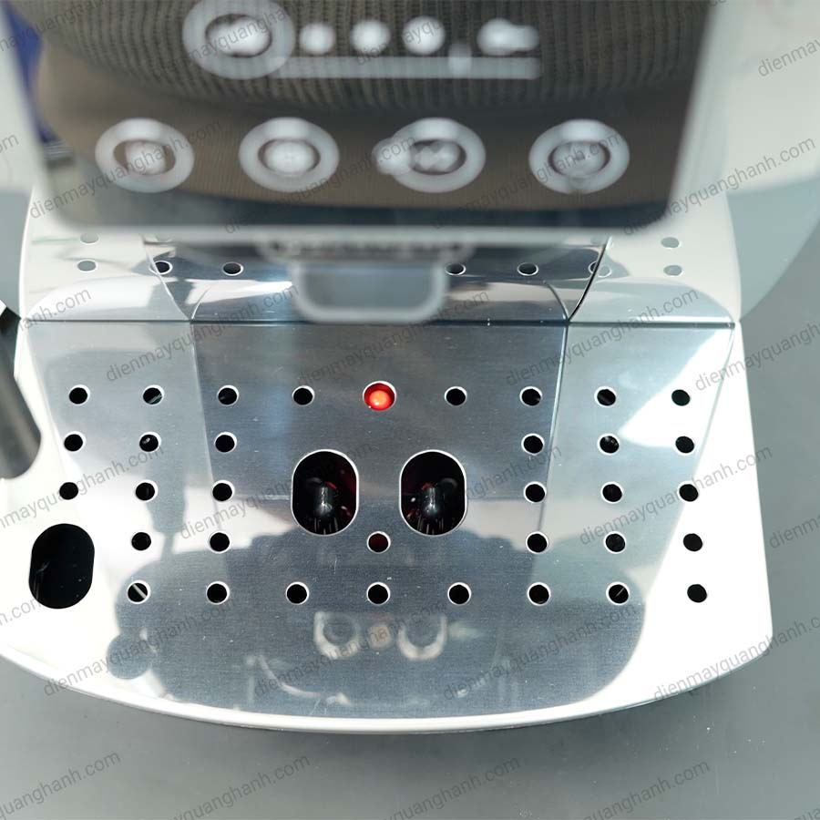 Ảnh thực tế Máy pha cà phê Delonghi ECAM220.60.B