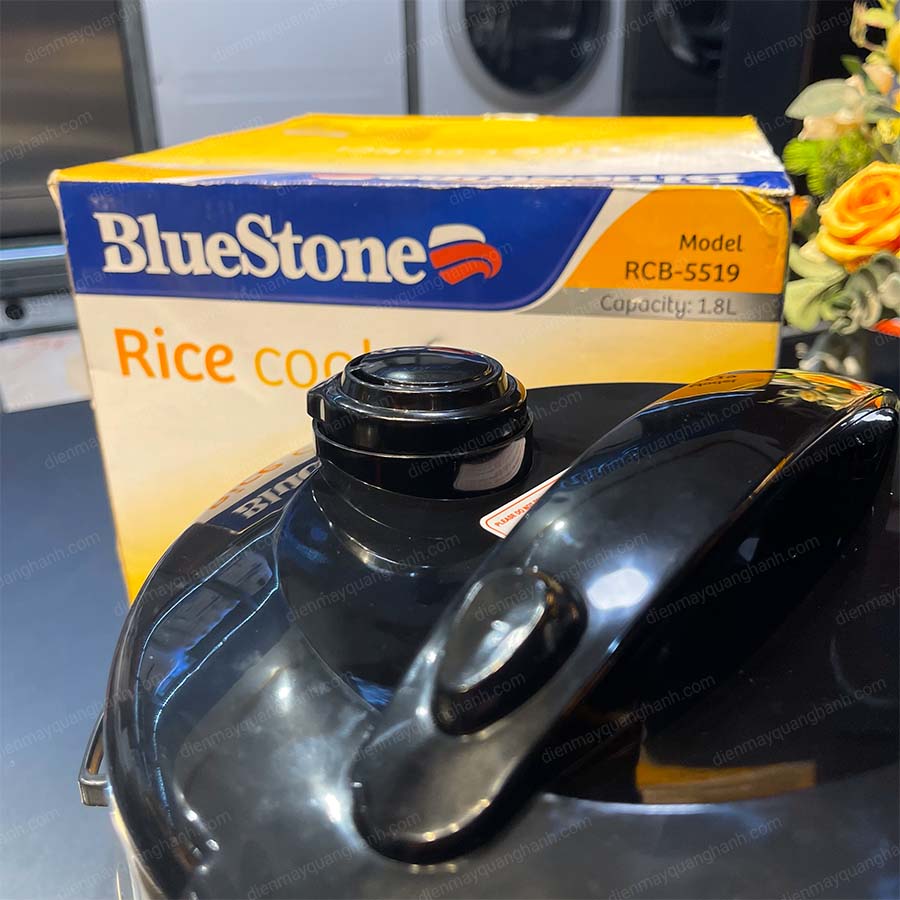 Ảnh thực tế Nồi cơm điện Bluestone 1.8 lít RCB-5519